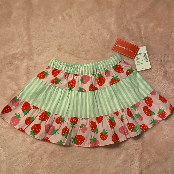 Baby girl 👧 Gymboree striped tiered skort. 🍓 - Picture 3 of 4